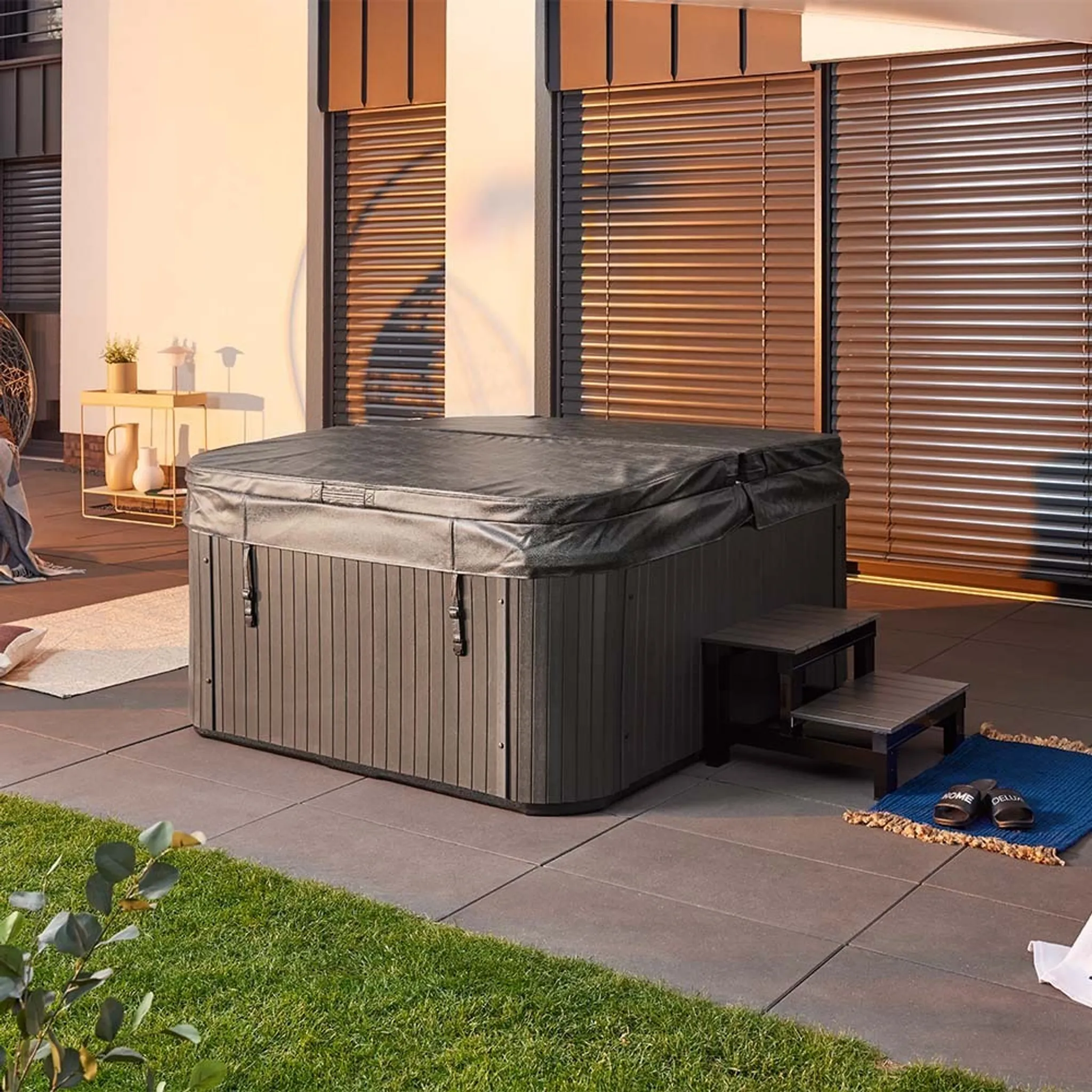 HOME DELUXE – Outdoor Whirlpool – SEA STAR PLUS Treppe und Thermoabdeckung – Maße 180 x 160 x 79 cm – Inkl. Heizung, 19 Massagedüsen und 15 Lichtquellen I Außen Whirlpool Spa für 4 Personen – Image 3